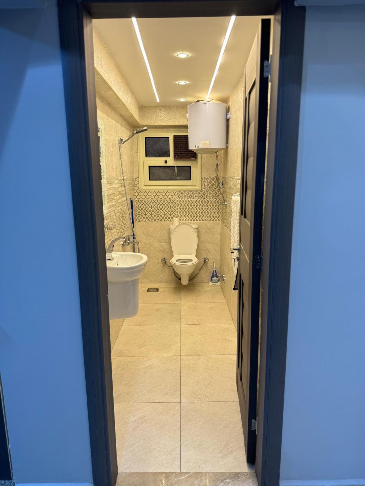 Cairo Apartment *